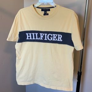 Tommy Hilfiger yellow mens large Custom Fit short sleeve T-shirt